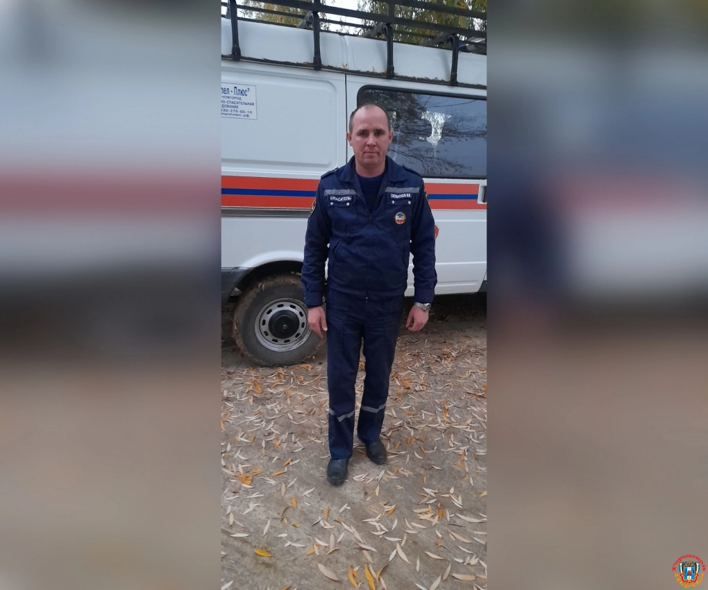 В Азове спасатель убрал машину с ЖД переезда, рискуя жизнью
