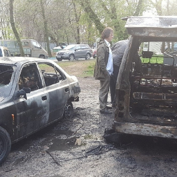 В Ростове на Западном сгорели три иномарки