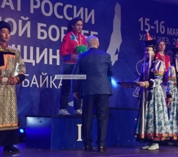 Дончанки завоевали «золото» и «серебро» чемпионата России по вольной борьбе