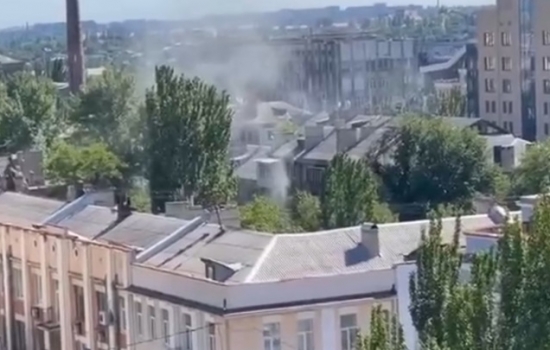 Два украинских снаряда взорвались в центре Донецка
