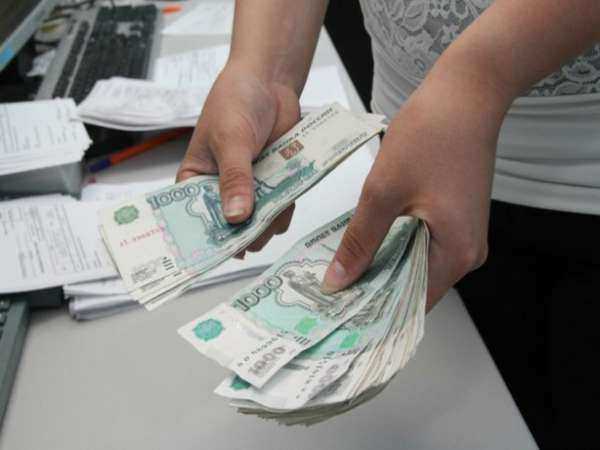 Наглый работодатель в Ростовской области "зажал" отпускные для своих сотрудников
