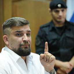 Ростовский рэпер Баста еще раз обжалует приговор за "гермафродита" Децла