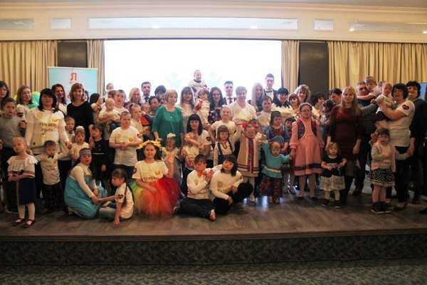 Семьи «особенных» детей собрались на благотворительном празднике в Ростове