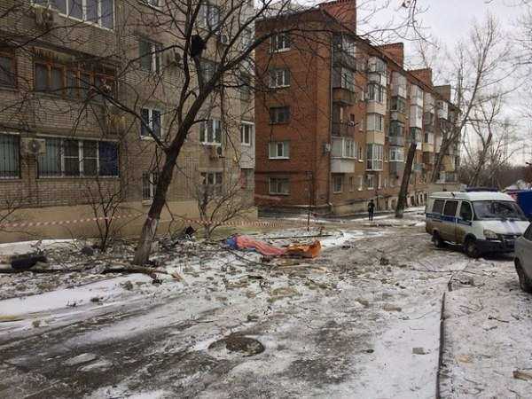 В пострадавшей от взрыва газа ростовской многоэтажке начали восстанавливать окна и двери
