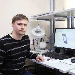 Уникальное устройство для спутниковой связи между кораблями разрабатывает студент ДГТУ в Ростовской области