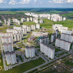 Власти Ростова к сентябрю возведут модульное здание для школы на Суворовском
