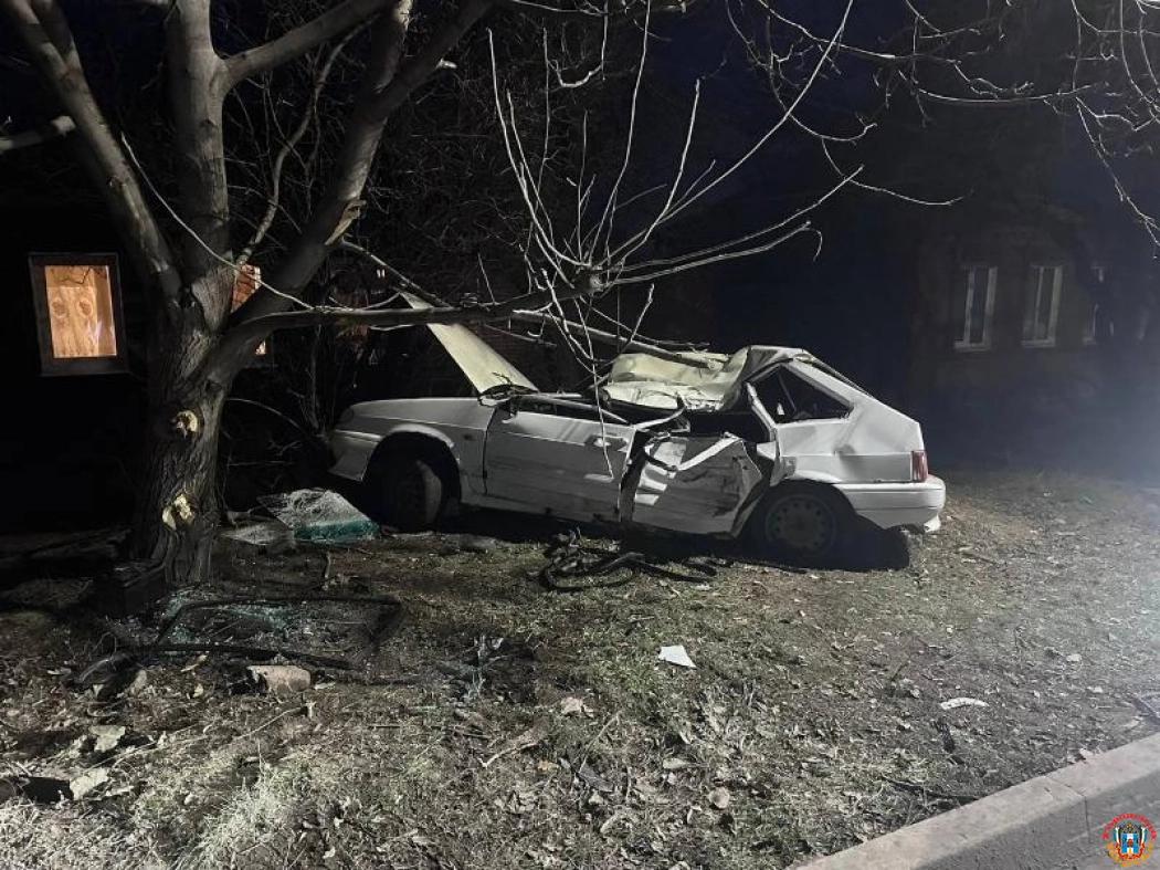 Один подросток погиб, двое пострадали в Новочеркасске после опрокидывания авто