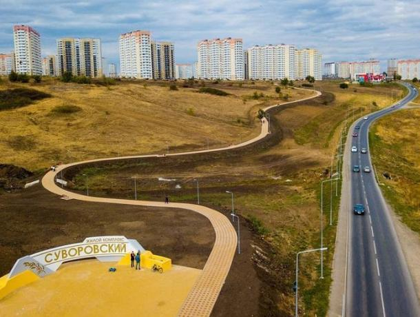 Губернатор Ростовской области пожаловался на пробку по дороге в Суворовский