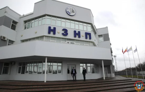 Не платят зарплаты работникам Новошахтинского НПЗ