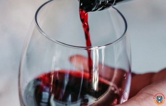 Правда ли, что красное вино снижает риск заражения коронавирусом?