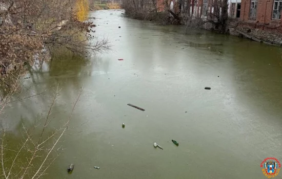 На состояние реки Гнилуши пожаловались местные жители в Красном Сулине 