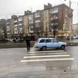 Водитель «Жигули» сбил школьника на пешеходном переходе в Ростове