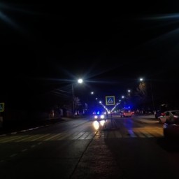 В Шахтах водитель иномарки сбил 17-летнего парня