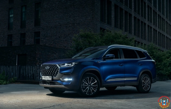 Полноприводный семиместный Chery Tiggo 8 Pro Max предлагается cо скидкой до 850 000 рублей с комплектом зимней резины
