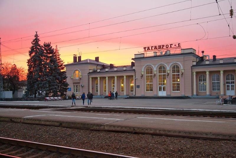 Между Таганрогом и Санкт-Петербургом запустят прямой поезд