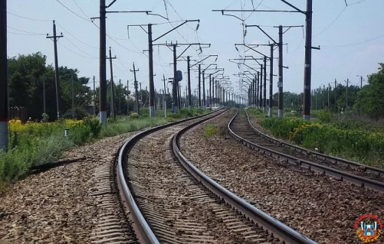 На станции в Зверево поезд насмерть сбил женщину