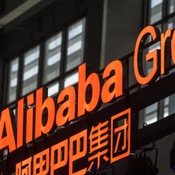 Браузер Alibaba удалили из китайских магазинов приложений