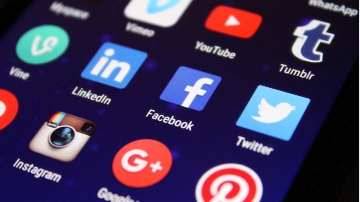 Вслед за Twitter: Роскомнадзор допустил замедление Facebook, Instagram и YouTube