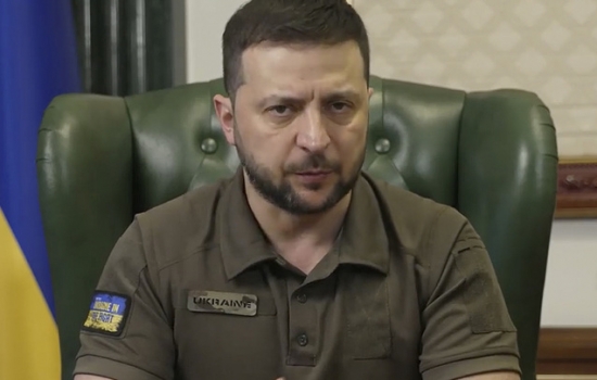 Зеленский: украинским военным разрешили выйти с "Азовстали"