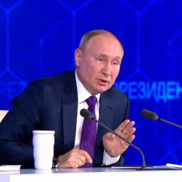 Кто угрожает женскому спорту по мнению Путина