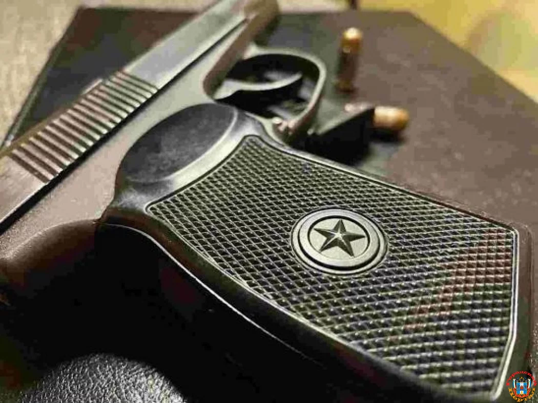 Пистолетом угрожал автомобилистам неадекватный мужчина на Халтуринском