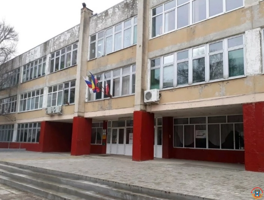 В Ростове-на-Дону из-за дождей школа №101 отправила учеников на дистанционное обучение