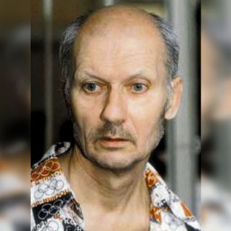 Календарь: 28 лет назад в Новочеркасске расстреляли серийного маньяка Андрея Чикатило