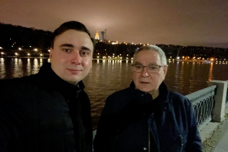 Отца директора Фонда борьбы с коррупцией задержали в Ростове