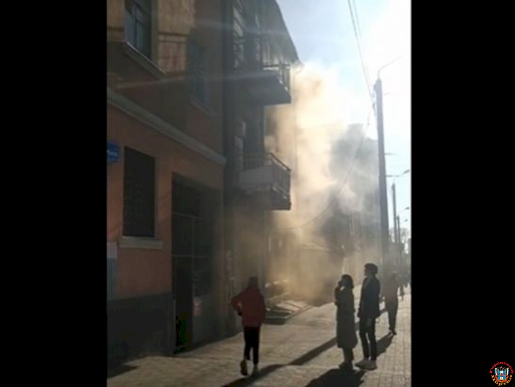 На улице Максима Горького в Ростове произошел пожар в квартире