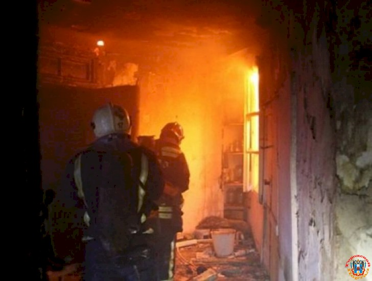 В Ростовской области горел частный дом