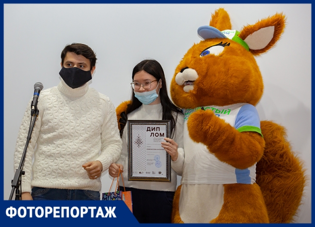 В Ростове выбрали самую экологичную арт-елку В Ростове выбрали самую экологичную арт-елку
