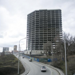 Недостроенный бизнес-центр в центре Ростова законсервируют