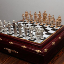 Пешка за 34 тысячи рублей: ростовчанин продает уникальные шахматы из серебра