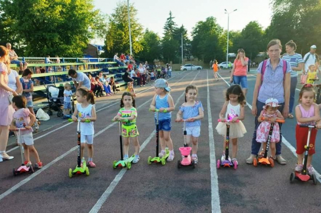 В районах города состоялись детские спортивные праздники