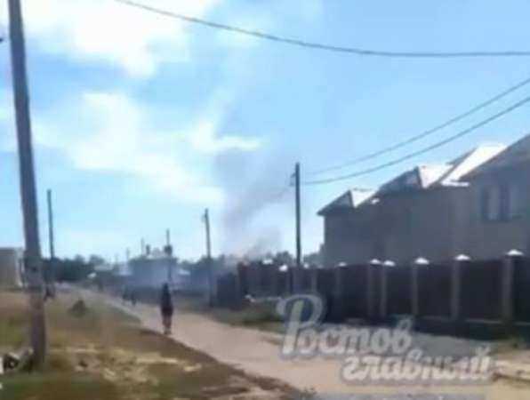 Пожарные добирались к пылающему дому больше часа из-за перекрытой дамбы под Ростовом