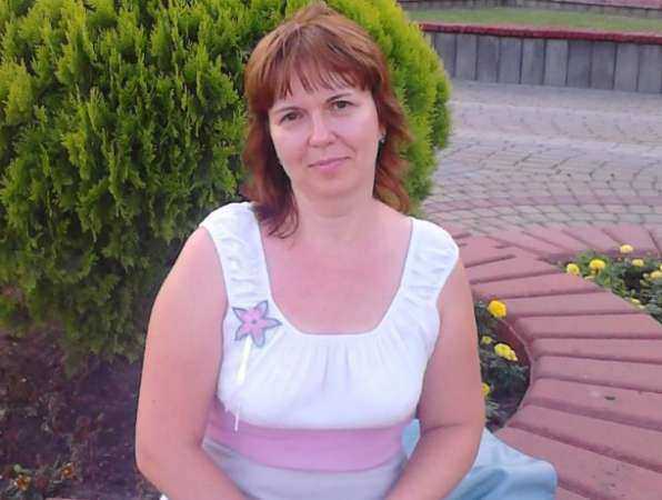 Влюбленную в школу учительницу начальных классов поздравила с профессиональным праздником ее семья Влюбленную в школу учительницу начальных классов поздравила с профессиональным праздником ее семья