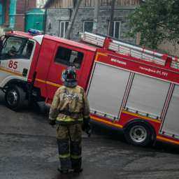 Дом женщины-пьяницы вспыхнул ярким пламенем в Ростовской области