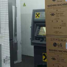 Полчаса искала спрятавшийся банкомат посетительница торгового центра в Ростове