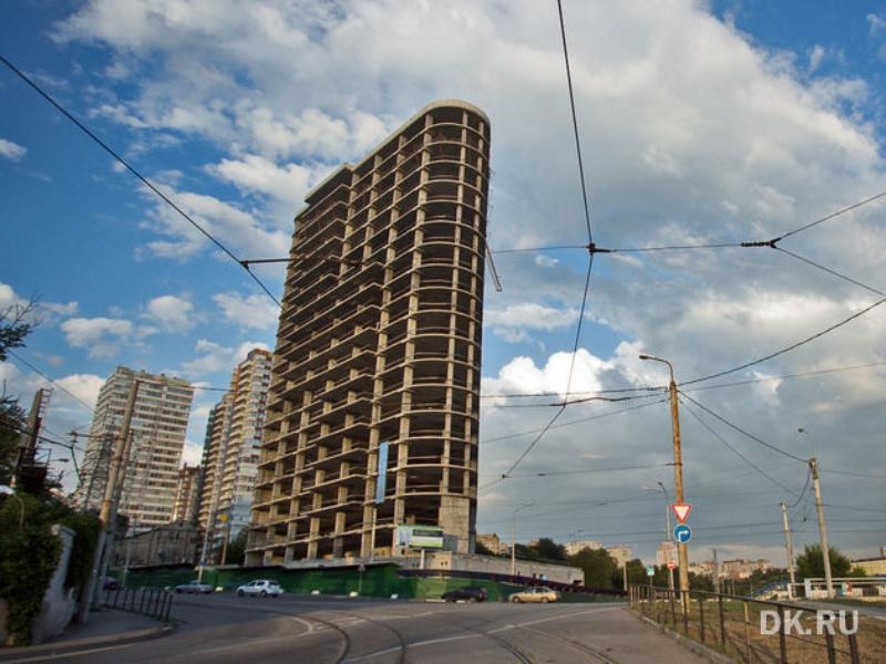 Недострой на Гвардейской площади в Ростове станет МФК с апартаментами и офисами