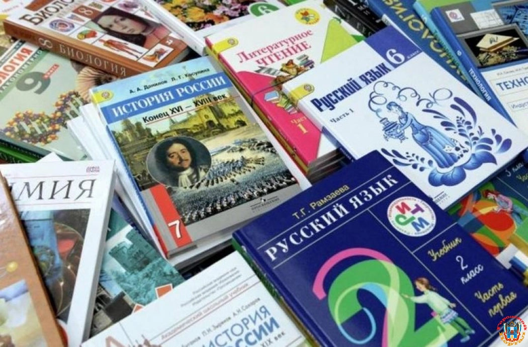Губернатора Ростовской области попросили выделить 1 млрд рублей на новые учебники