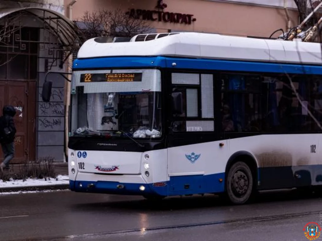 В Ростове неделю не могут запустить восемь троллейбусов из-за обрыва проводов