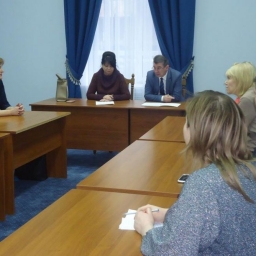 Глава Кировского района Ростова встретился с руководителями учреждений образования