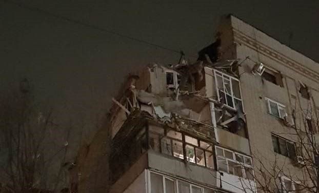 МЧС подтвердило гибель одного человека при взрыве дома в Шахтах