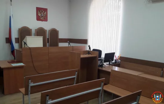 Грунтовыми водами затопило Первомайский районный суд