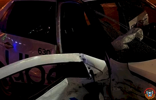 На Стачках в Ростове машина такси попала в жуткую аварию