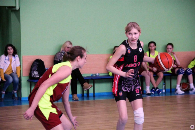 В ростовской ДЮСШ №7 завершился IX Турнир по баскетболу на призы Олимпийской чемпионки Елены Швайбович
