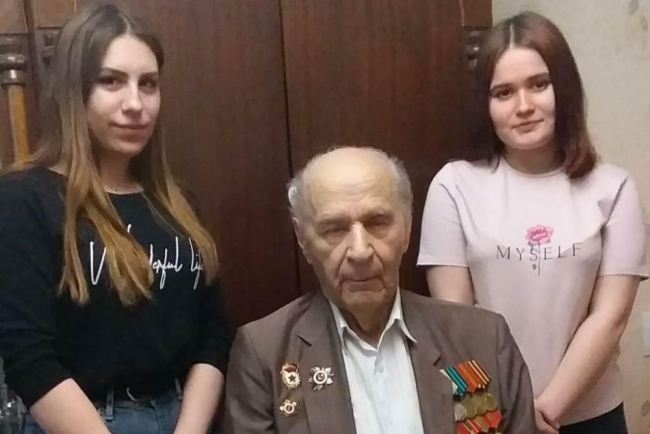 Волонтеры Советского района Ростова участвуют в социальном проекте «К ветерану с благодарностью»