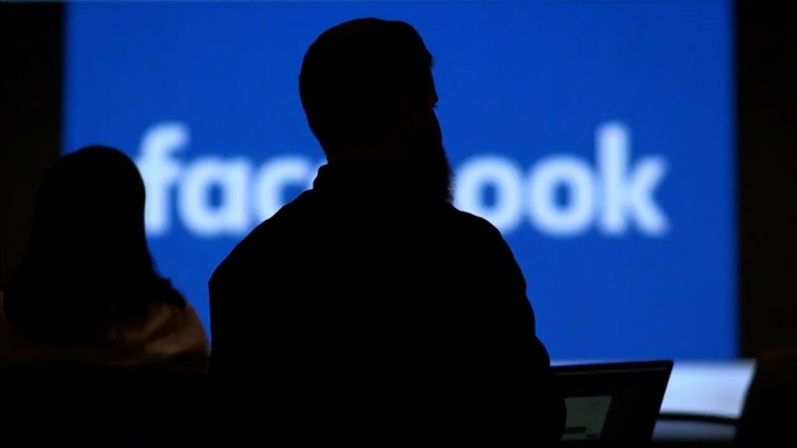 Facebook защитит пользователей от травли в интернете