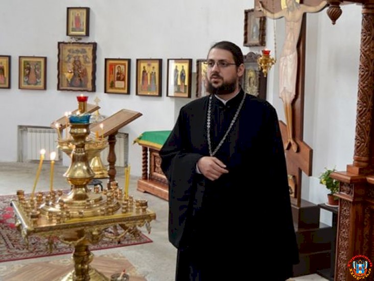 Машину священника, устроившего «пьяное» ДТП в центре Ростова, объявили в розыск