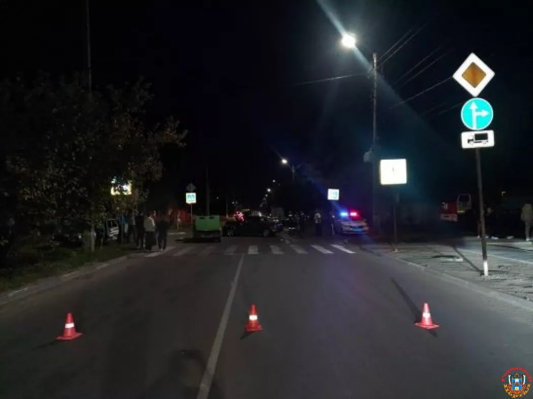 В Азове 50-летняя женщина пострадала в ДТП с тремя машинами